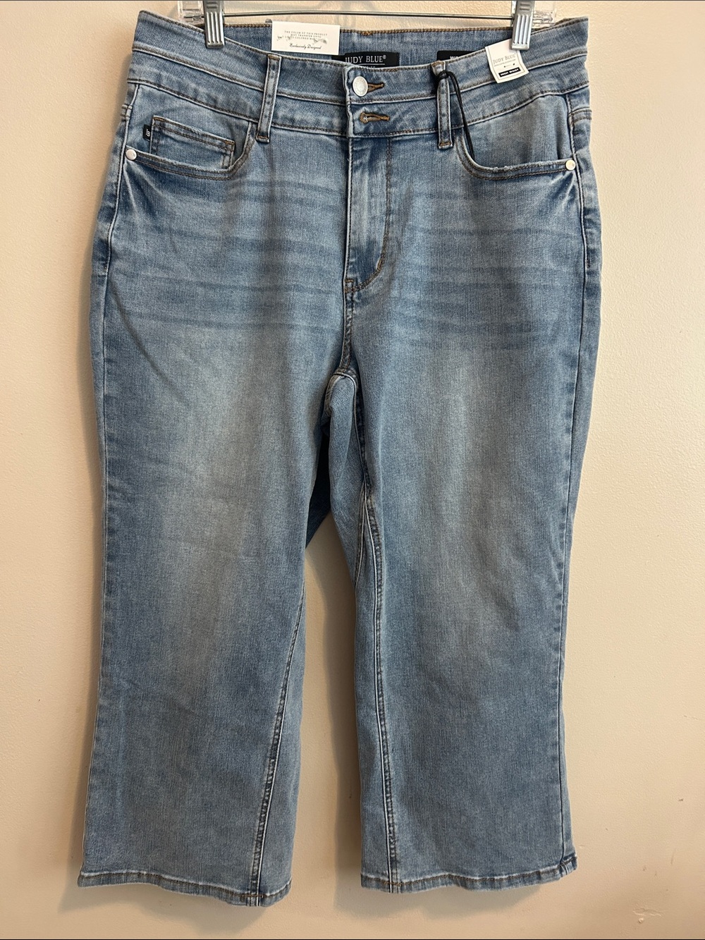 NEW Judy Blue 14W High Rise Wide Leg Crop Jeans Sorbtek Cooling Denim JB8861